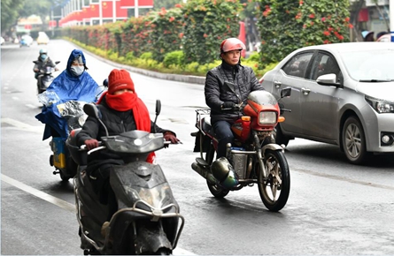 雨夾雪，冷冷冷